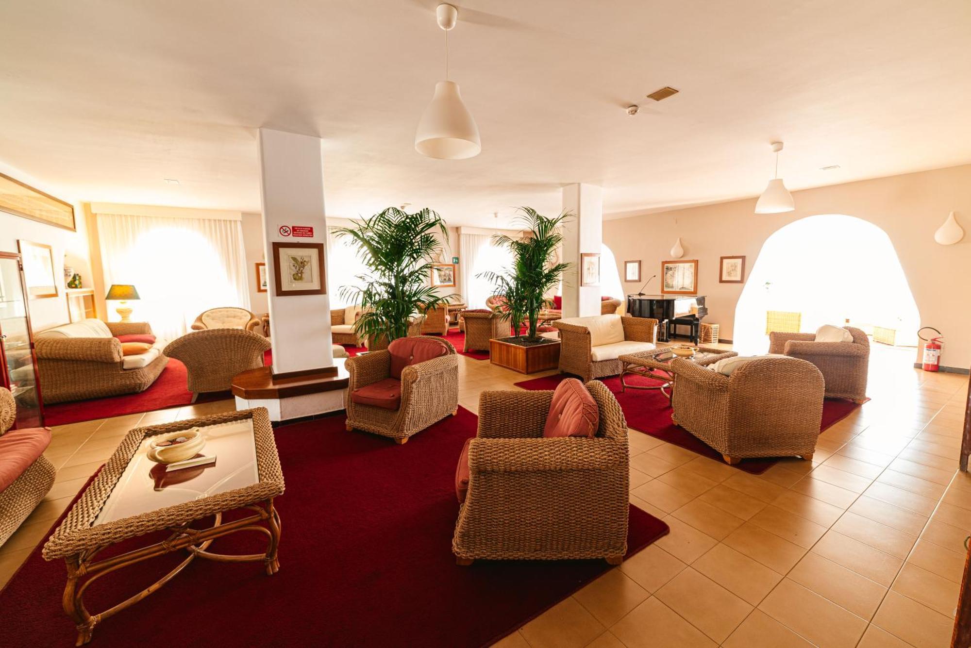 Hotel Degli Aranci Vieste Esterno foto