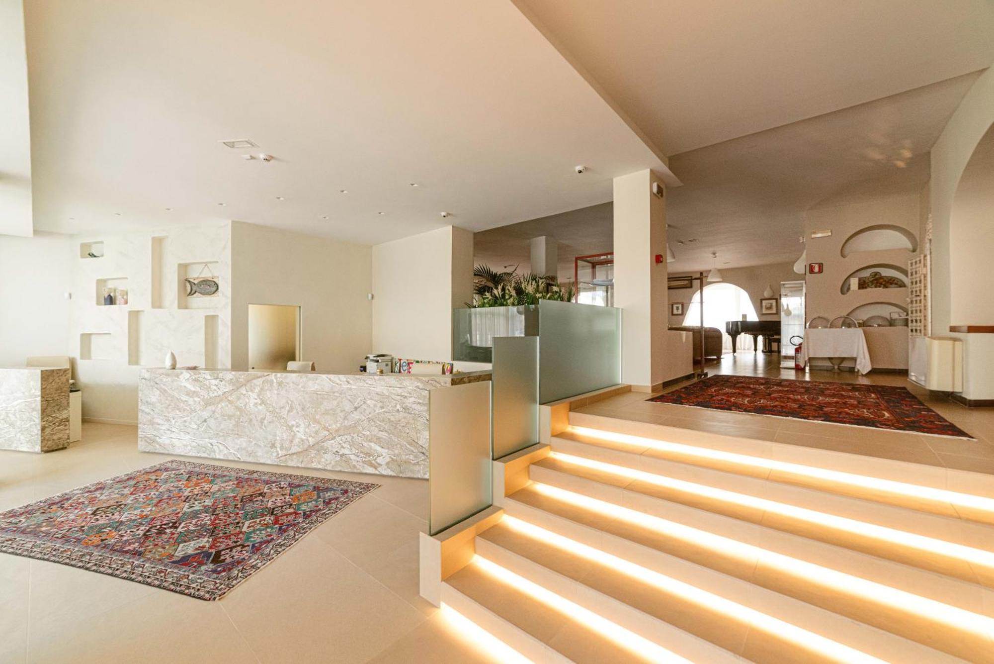 Hotel Degli Aranci Vieste Esterno foto