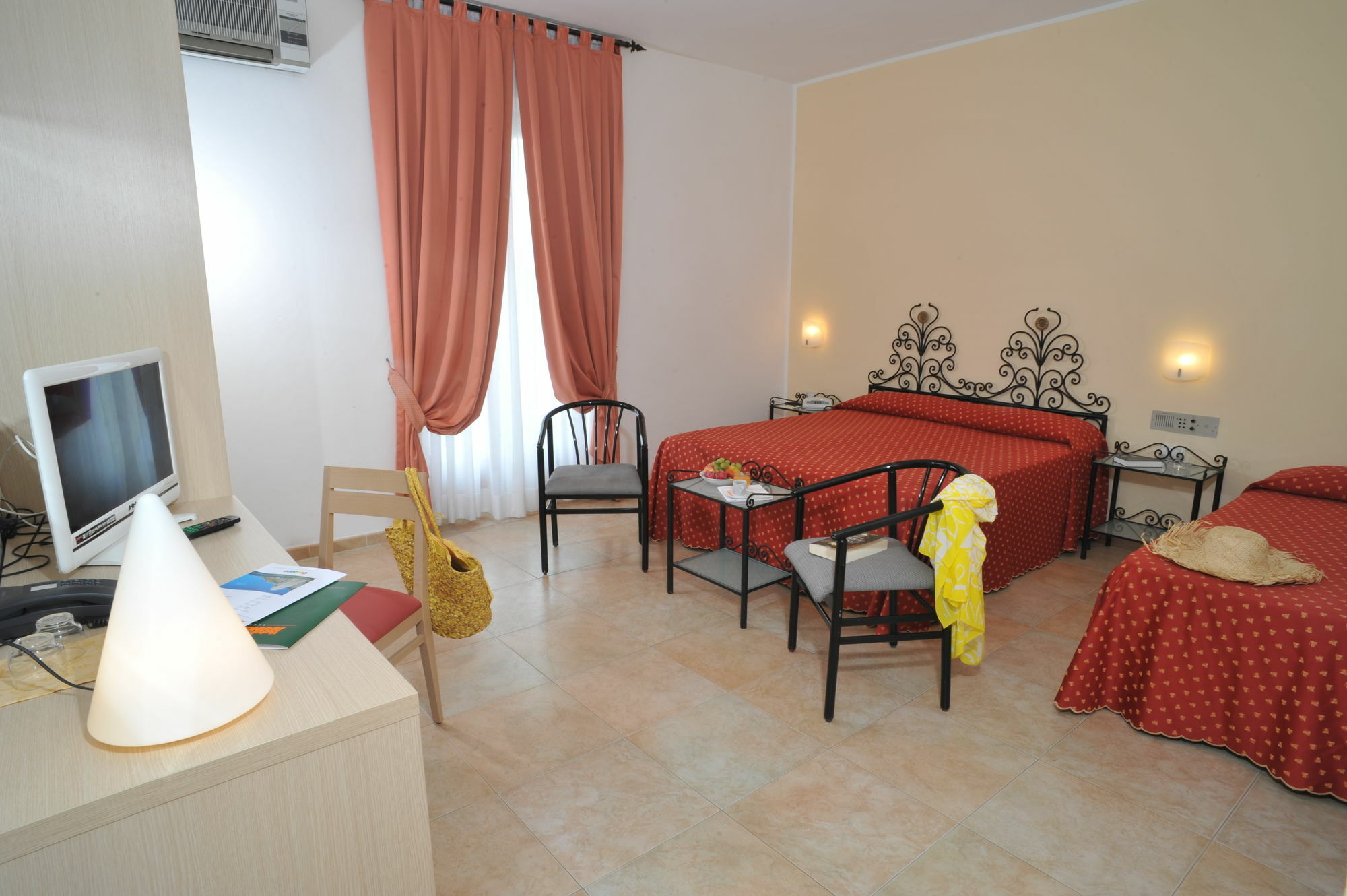 Hotel Degli Aranci Vieste Esterno foto